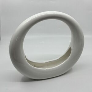 Vintage MCM Style Retro Ring‎ Vase White 80s Art Deco Floral Minimalist